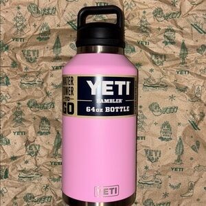 Yeti 64oz Rambler • NWT